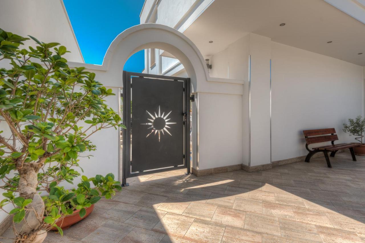 Cento Passi Dal Mare By Latuapuglia Apartamento San Pietro in Bevagna Exterior foto