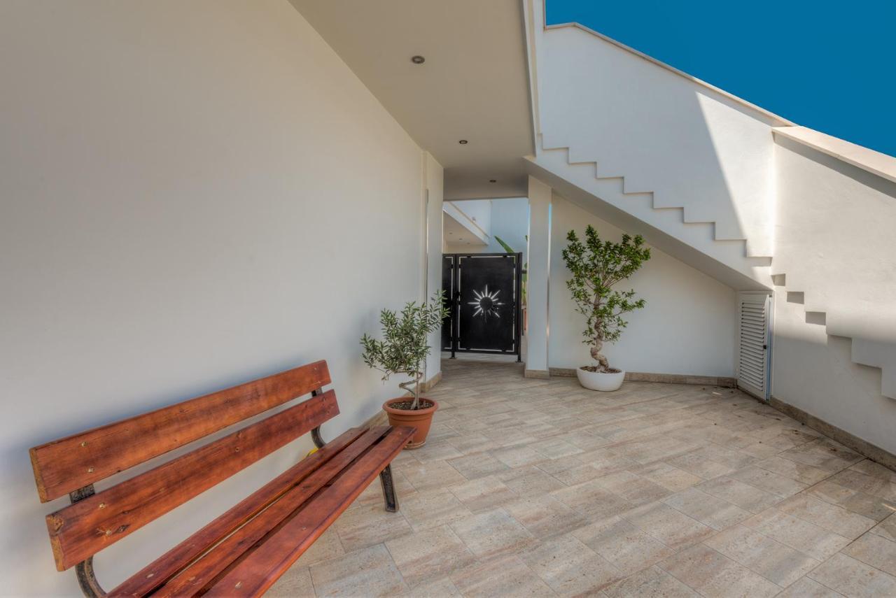 Cento Passi Dal Mare By Latuapuglia Apartamento San Pietro in Bevagna Exterior foto