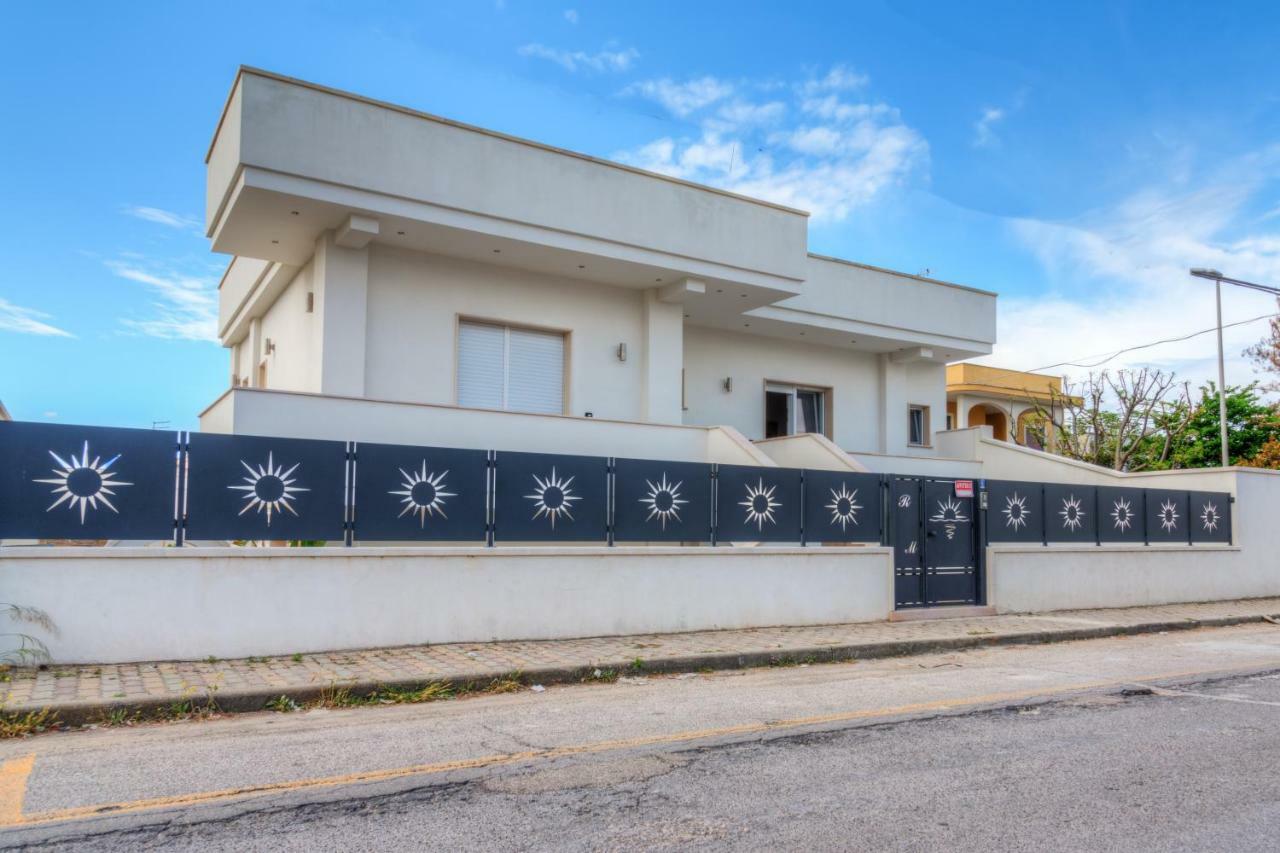 Cento Passi Dal Mare By Latuapuglia Apartamento San Pietro in Bevagna Exterior foto